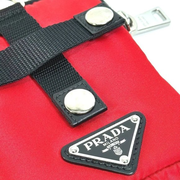 PRADA triangle logo plate TESSUTO SOFT Bicolor Pouch Nylon Red/Black - Picture 2 of 10
